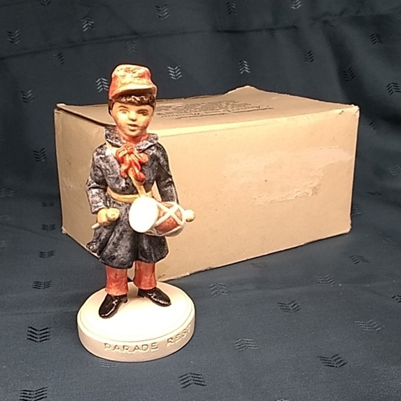 Sebastian Miniatures #6233 "Parade Rest" Figurine - Picture 4 of 8